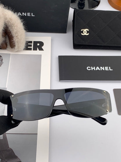 RECTANGULAR SUNGLASSES CH2507 IN ACETATE