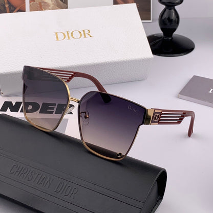 MONTAIGNE SUNGLASS CD7190 IN ACETATE