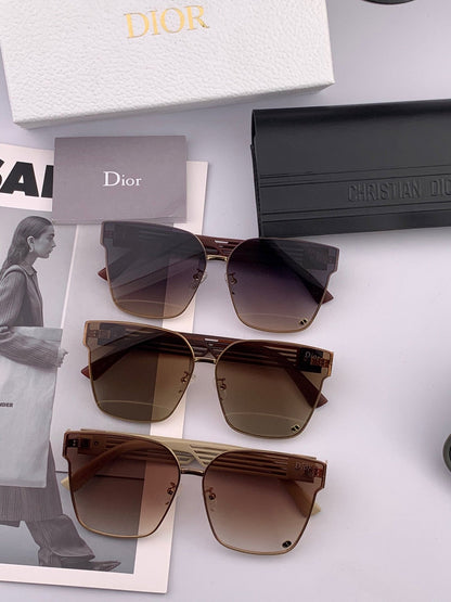 MONTAIGNE SUNGLASS CD7190 IN ACETATE