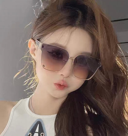 MONTAIGNE SUNGLASS CD7190 IN ACETATE