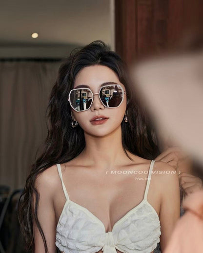 MONTAIGNE SUNGLASS CD8635 IN METAL