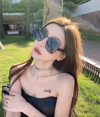 MONTAIGNE SUNGLASS CD4579 IN ACETATE