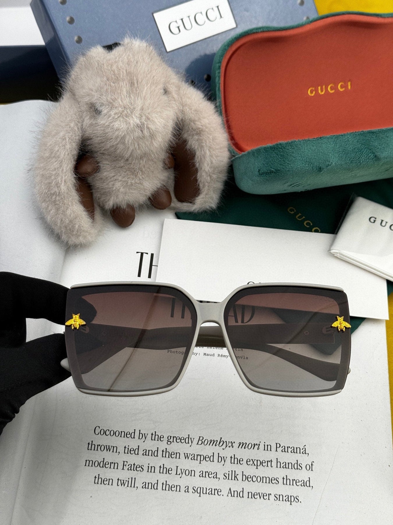 EMBOSSED LOGO GEOMETRIC FRAME SUNGLASSES G4250 IN ACETATE