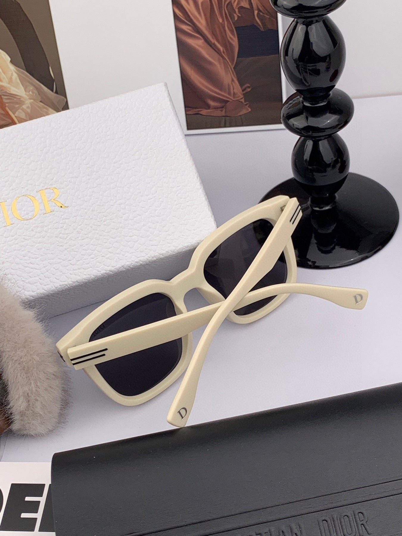 MONTAIGNE SUNGLASS CD195 IN IVORY ACETATE