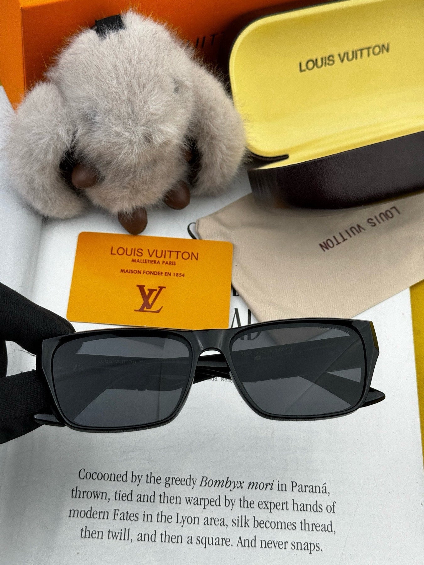 RECTANGLE MONOGRAM SUNGLASS L9550 IN ACETATE FRAME