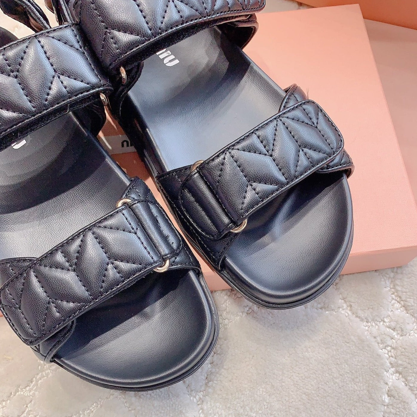 Sandals Black Sheepskin With Horizontal Straps