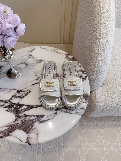 PLATFORM SLIPPERS IN SILVER WOOL AND LAMBSKIN