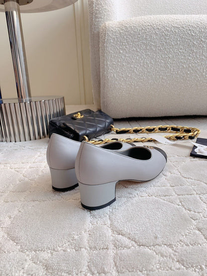 PUMP ROUNG TOE IN SLATE GREY MIX BLACK SHEEPSKIN