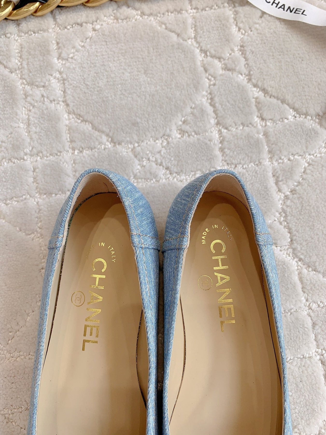 BALLET FLATS IN LIGHT BLUE DENIM