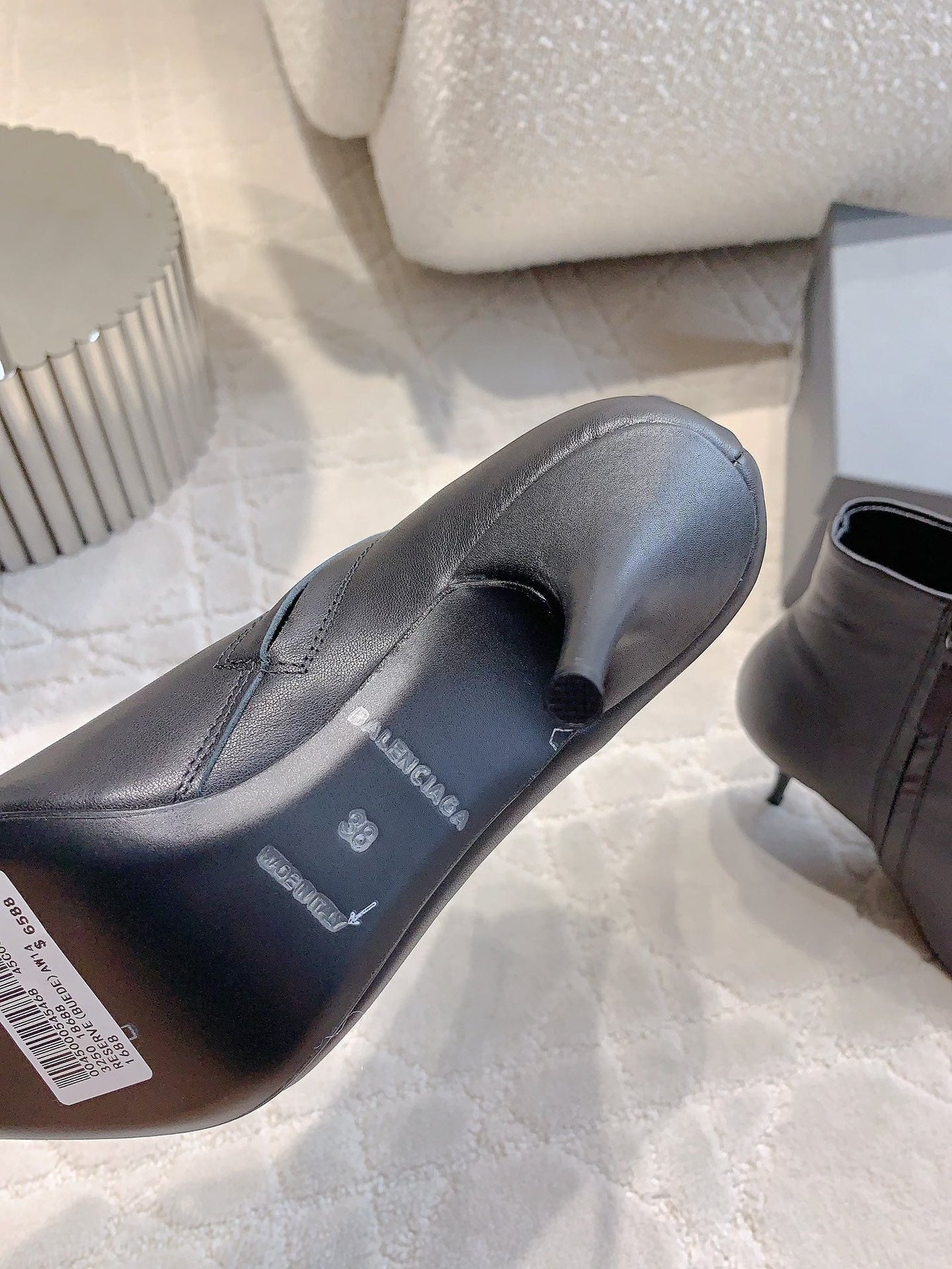 POINTED-TOE HIGH HEEL BOOTS IN BLACK SMOOTH LAMBSKIN