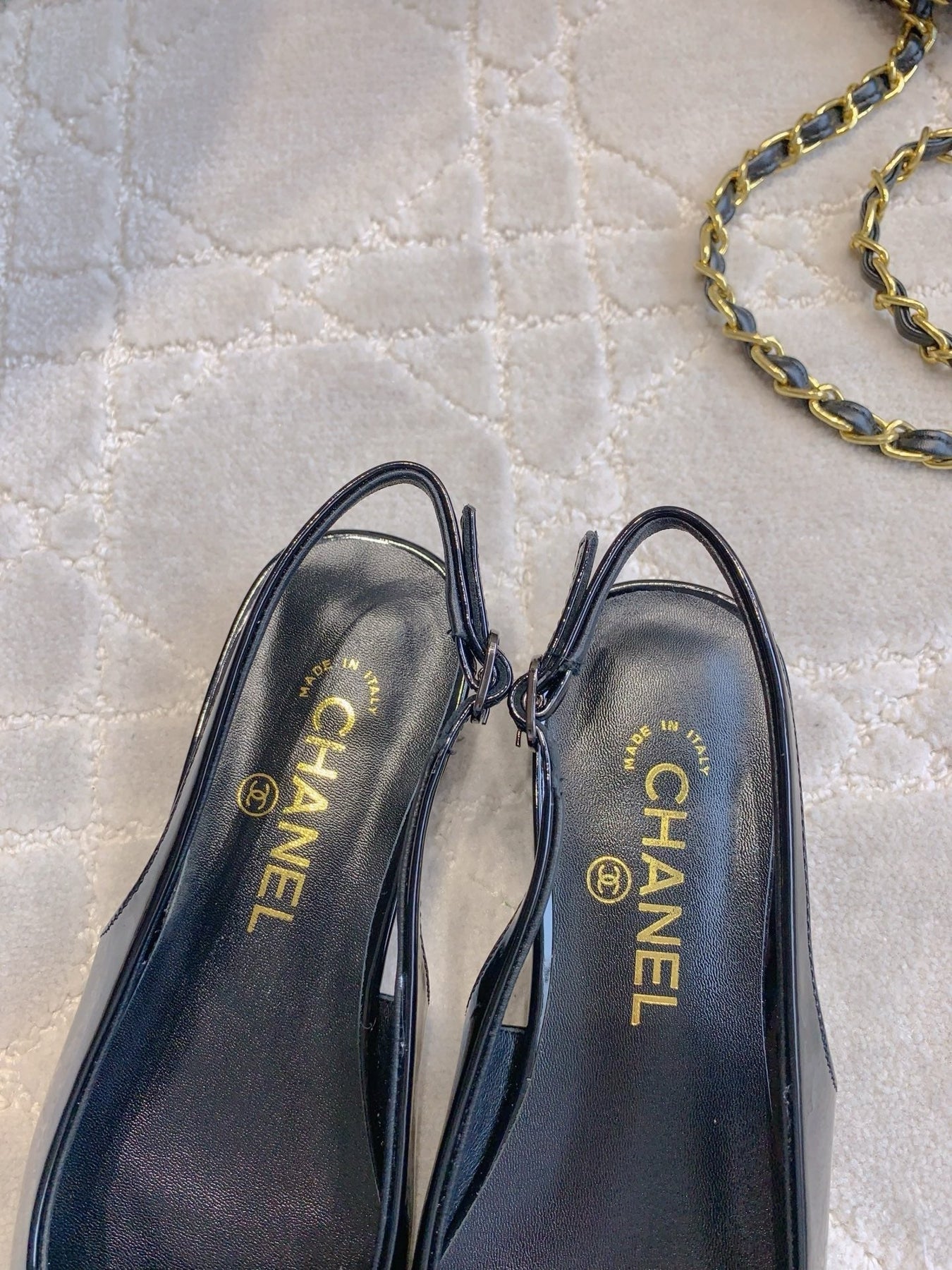 FLAT SLINGBACKS 2 CM IN BLACK PATENT CALFSKIN