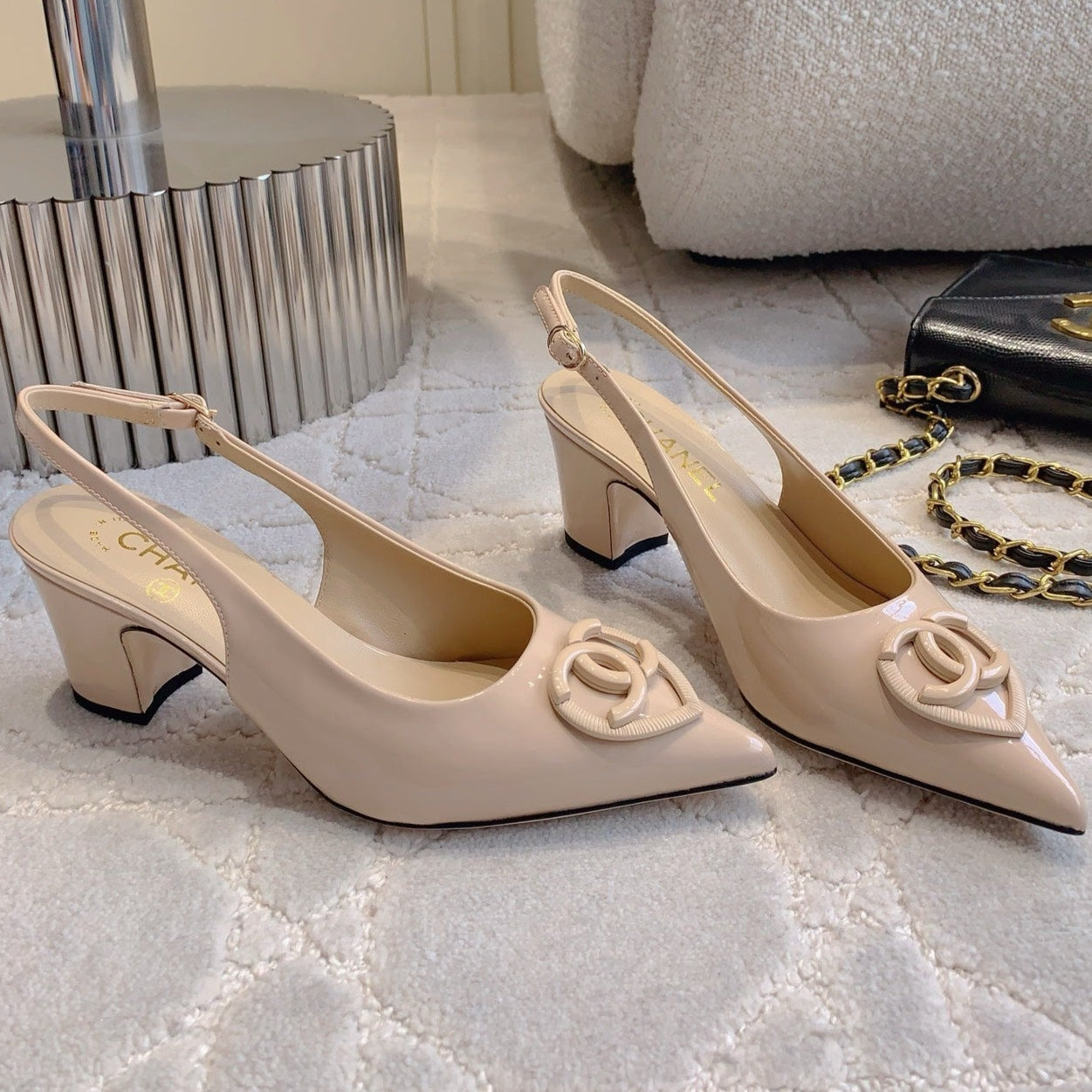 HIGH SLINGBACKS 65 MM IN BEIGE CREAM PATENT CALFSKIN