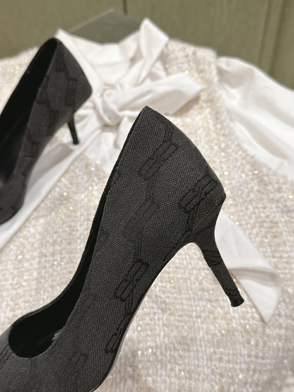 POINTED HIGH PUMPS IN BLACK MONOGRAM JACQUARD FABRIC