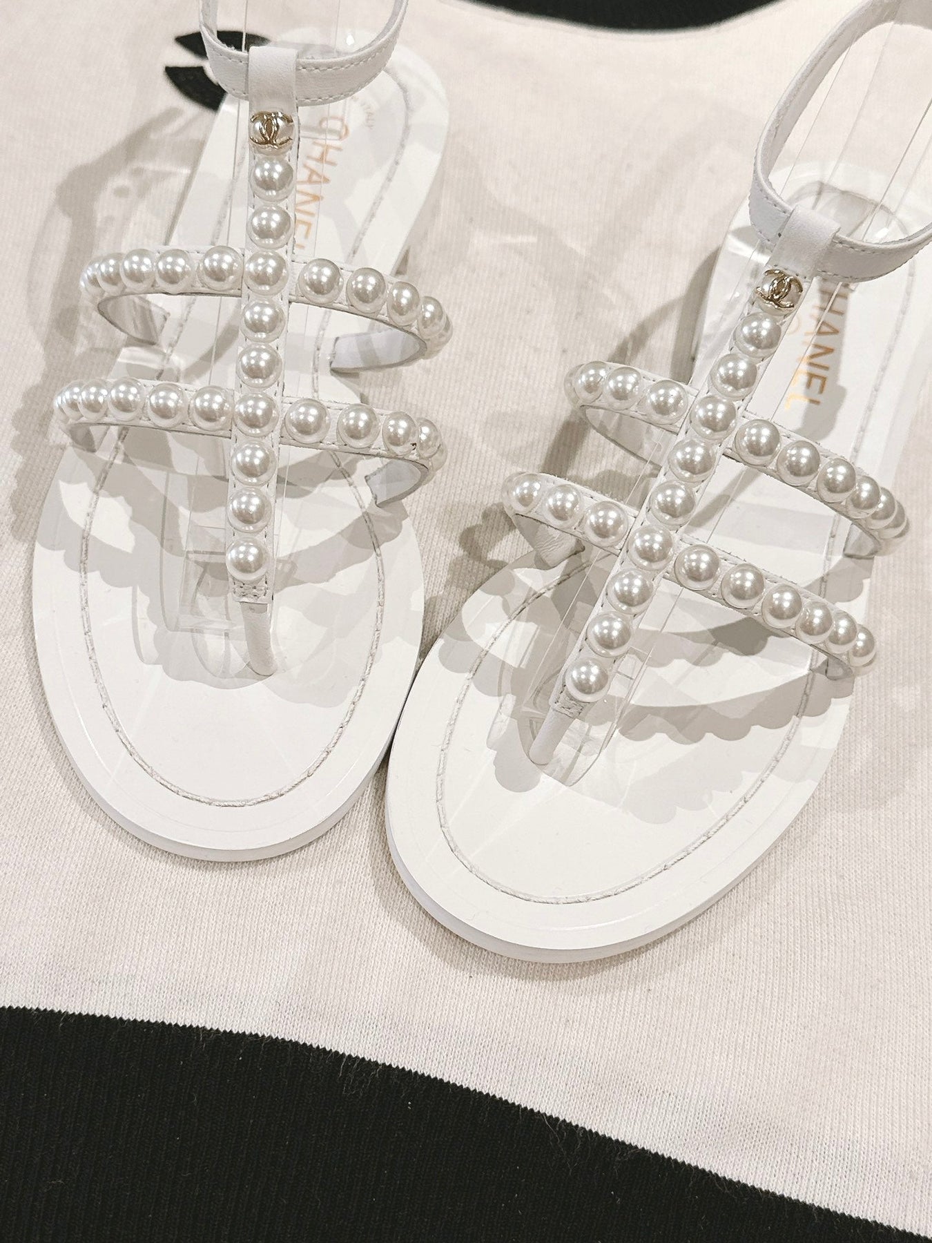 CC SANDALS PEARL ROMAN IN WHITE LAMBSKIN