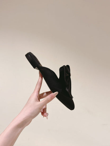 CC MULE WITH SILK BOW AND BLACK LAMBSKIN