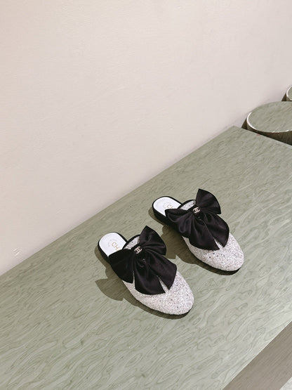 CC JEWELED MULE WITH SILK BLACK BOW IN WHITE LAMBSKIN