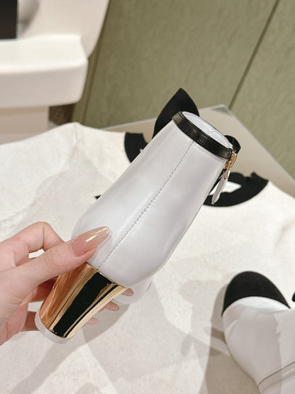 CC SHORT BOOST WHITE PURE LAMBSKIN