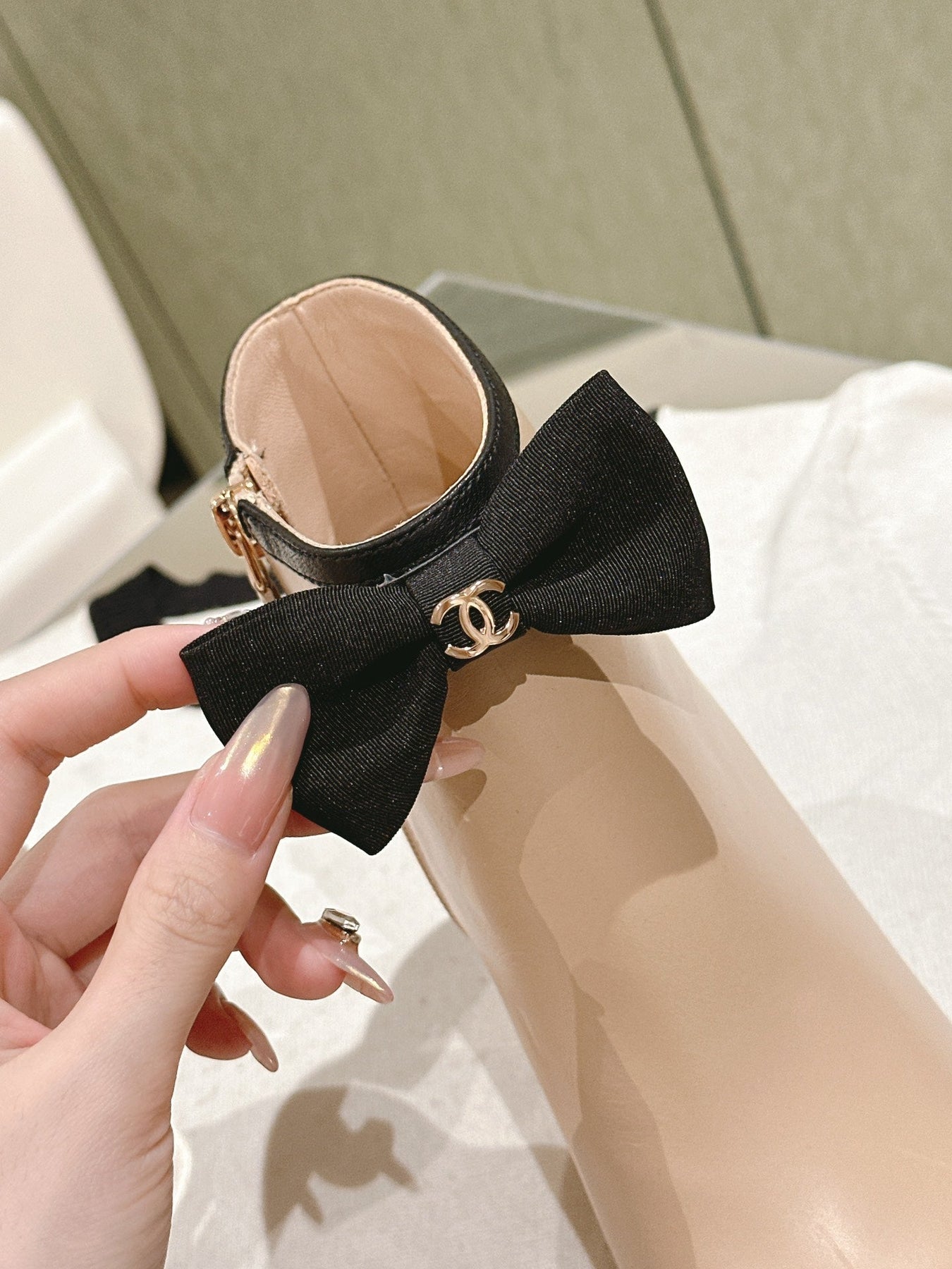 CC SHORT BOOST BEIGE CREAM PURE LAMBSKIN