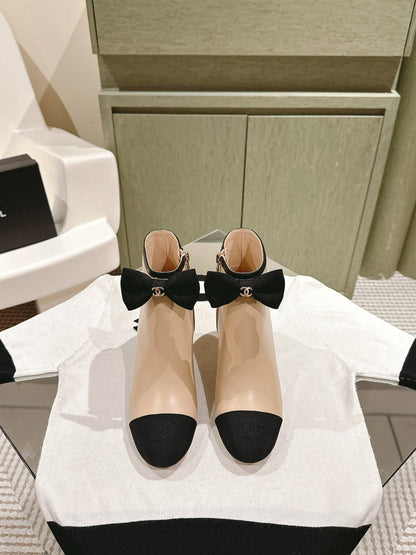 CC SHORT BOOST BEIGE CREAM PURE LAMBSKIN