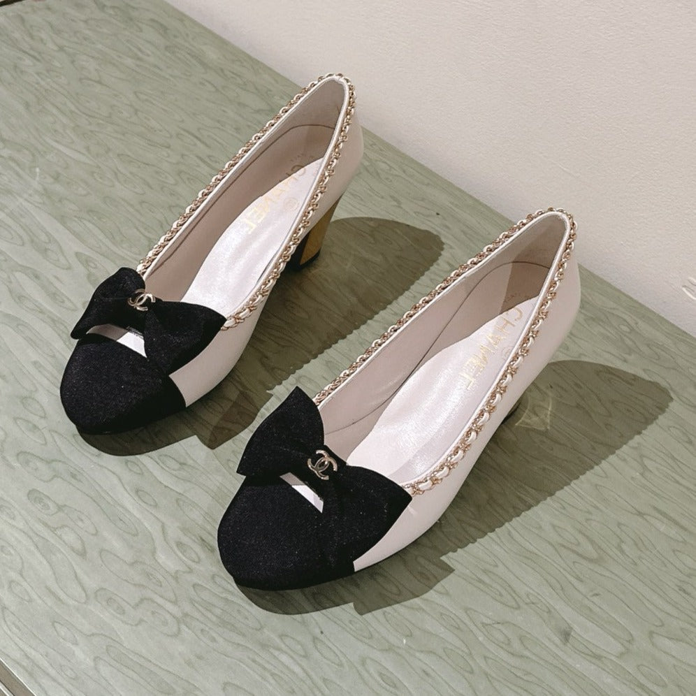 CC HIGH HEELS WHITE CALFSKIN AND FABRIC