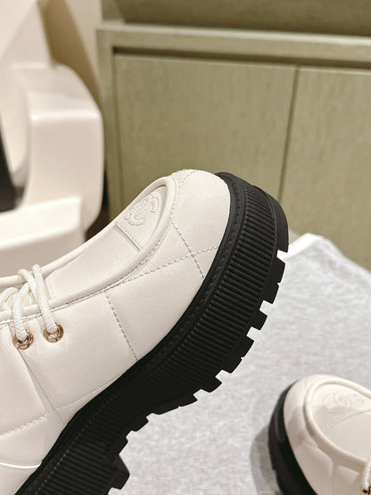 MARTIN BOOTS IN WHITE EMBROIDERED CALFSKIN