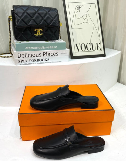 IENA MULE BLACK CALFSKIN