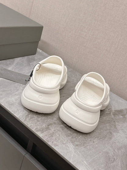 POOL CROCS SLIDE SANDAL IN WHITE RUBBER