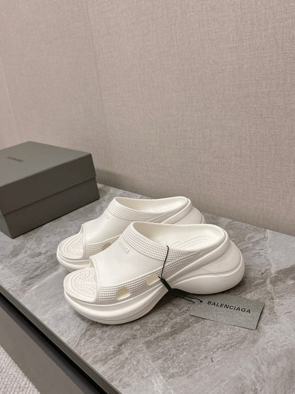 POOL CROCS SLIDE SANDAL IN WHITE RUBBER