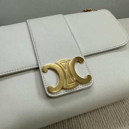 MEDIUM VICTOIRE BAG 25 IN WHITE SUPPLE CALFSKIN GOLD HARDWARE