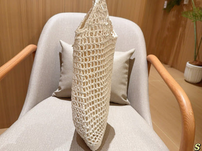 BLACK EMBROIDED LOGO TOTE BAG 38 IN WHITE WOVEN RAFFIA