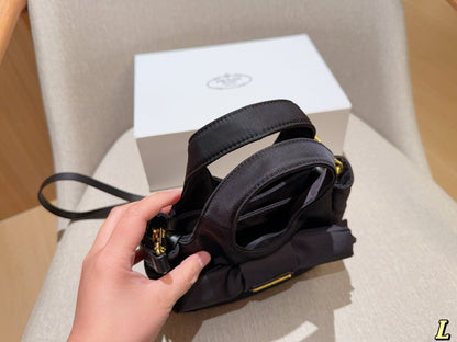 MINI BOW TOTE BAG 18 IN BLACK FABRIC