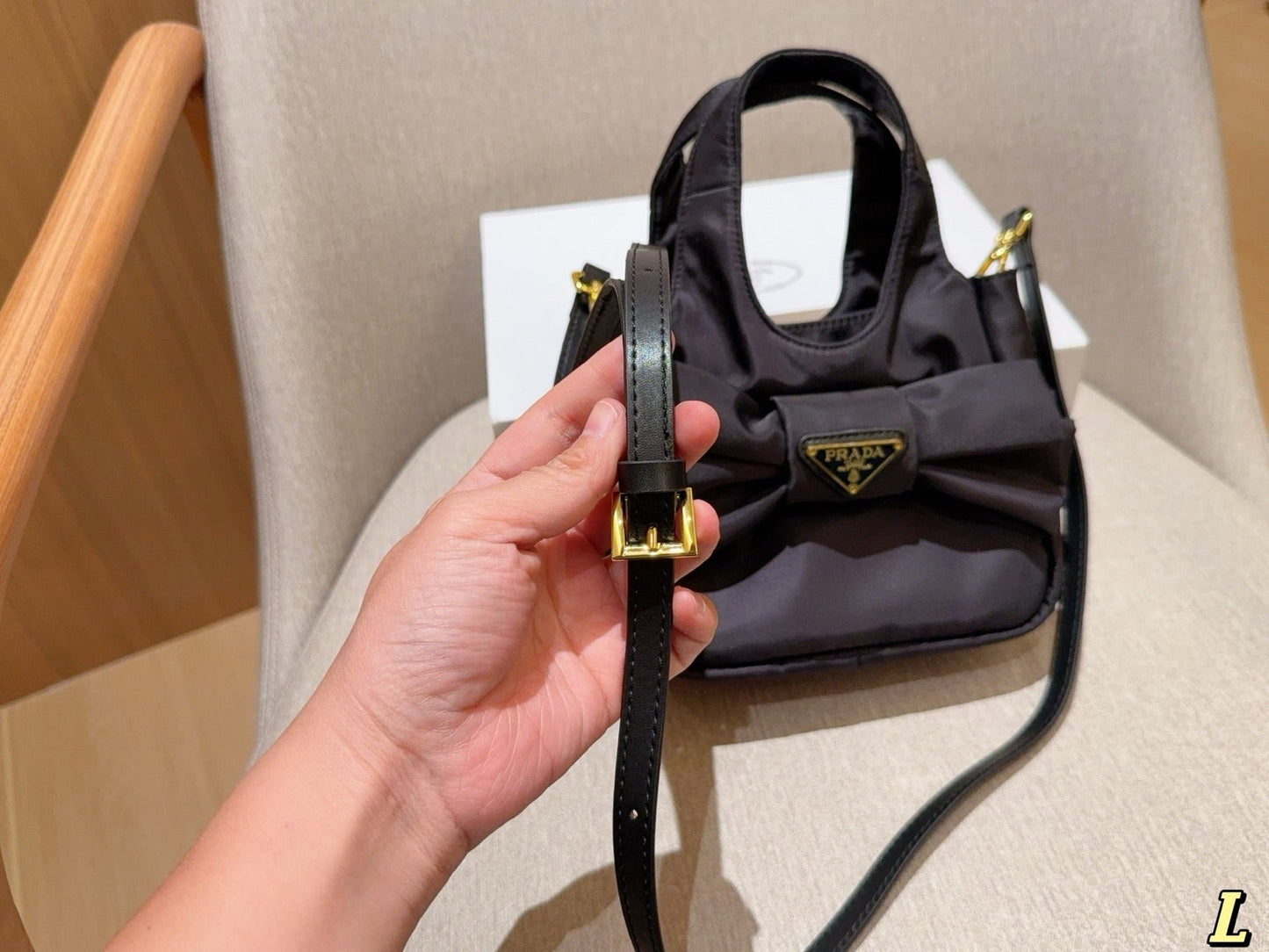 MINI BOW TOTE BAG 18 IN BLACK FABRIC