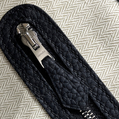 GARDEN PARTY 23CM IN BLACK CALFSKIN