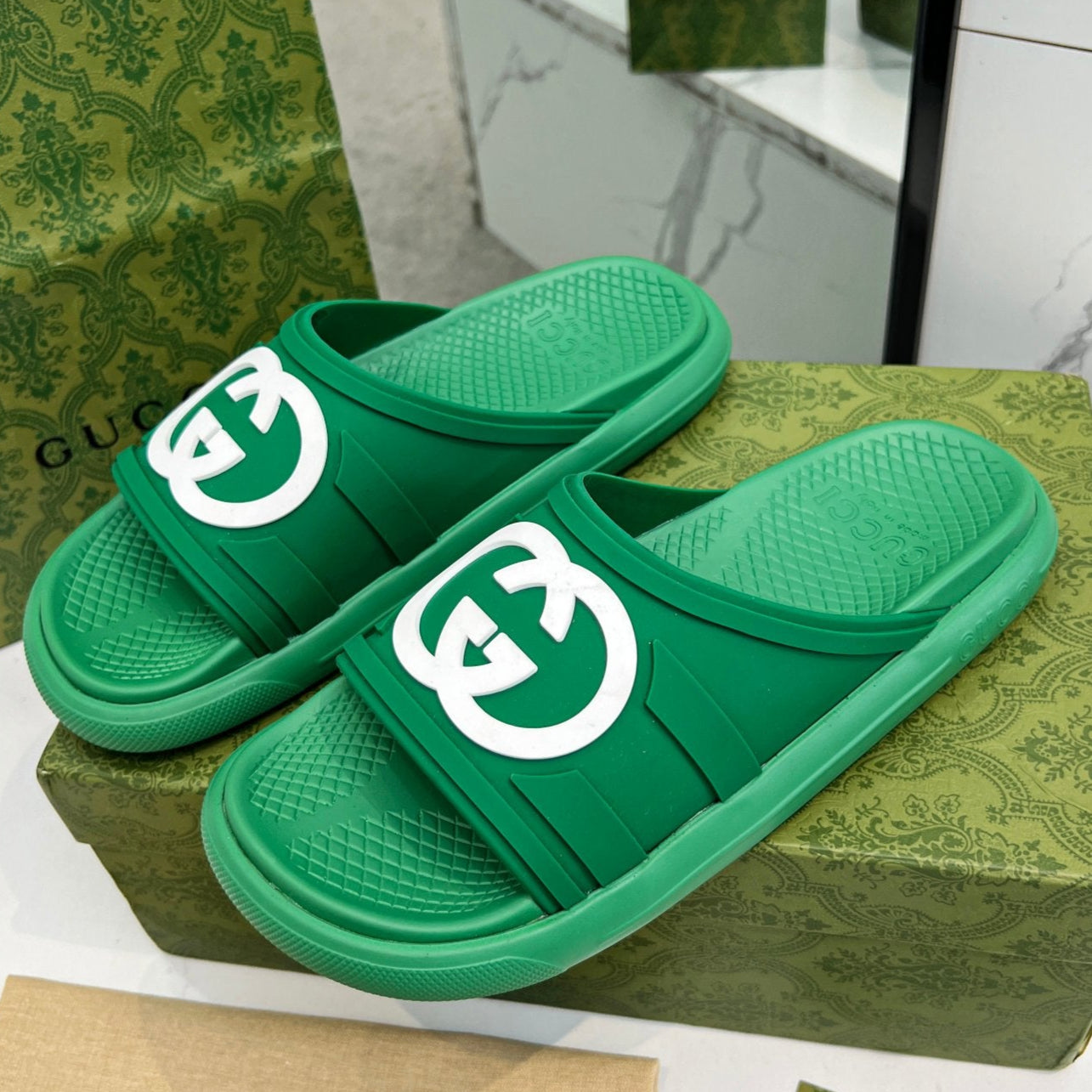 PLATFORM SLIPPERS IN EMERALD GREEN IMPORTED TPU