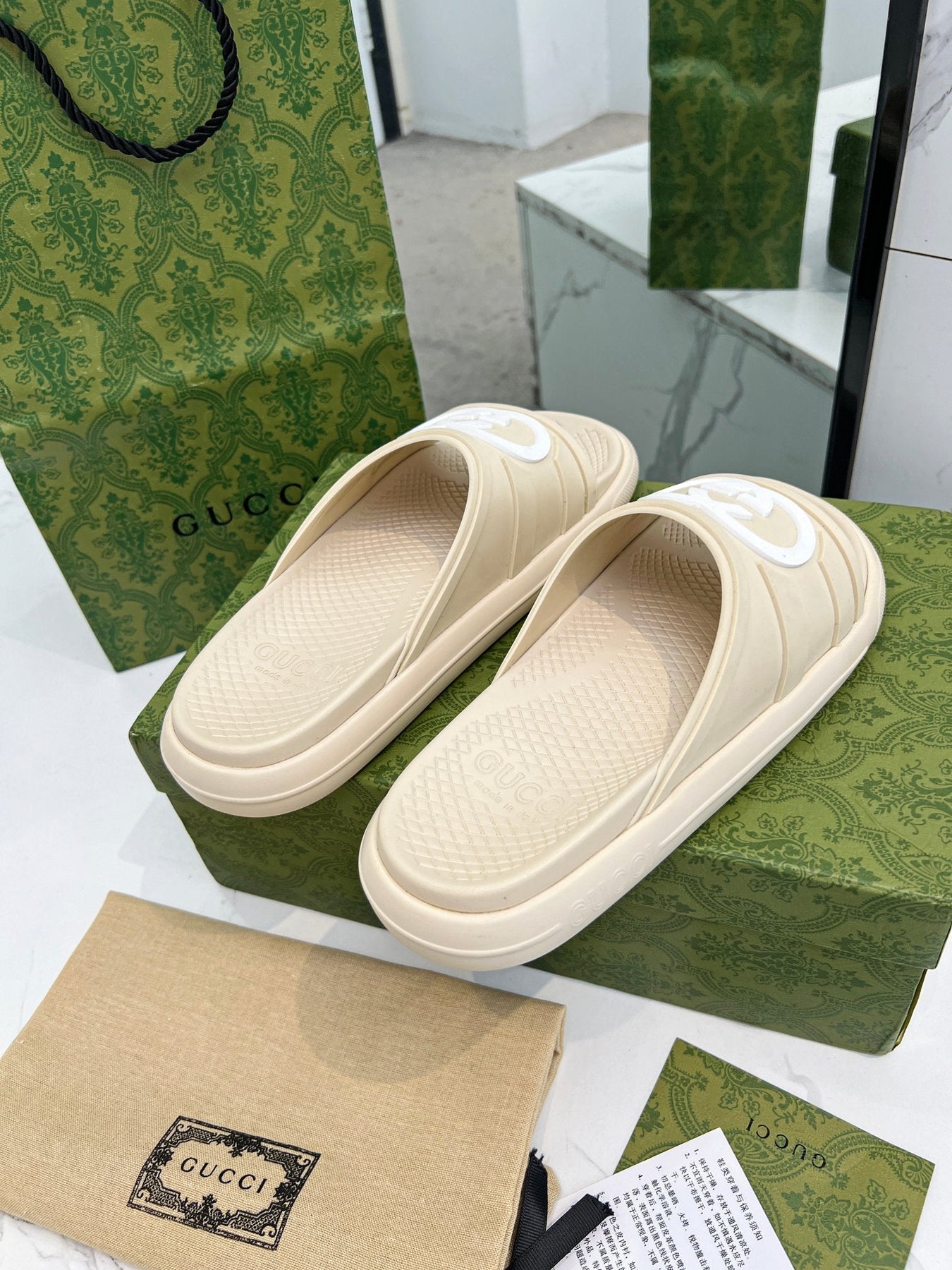 PLATFORM SLIPPERS IN SAND BROWN IMPORTED TPU
