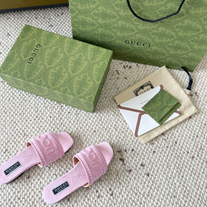 GG SLIDE SANDAL WITH GUCCI SCRIPT PASTEL PINK DENIM