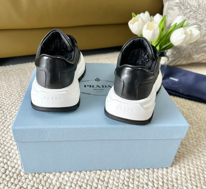 PRA BLACK THICK SOLE SNEAKER BLACK CALFSKIN