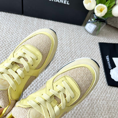 CC SNEAKER IN LIGHT YELLOW WOOL TWEED AND SUEDE
