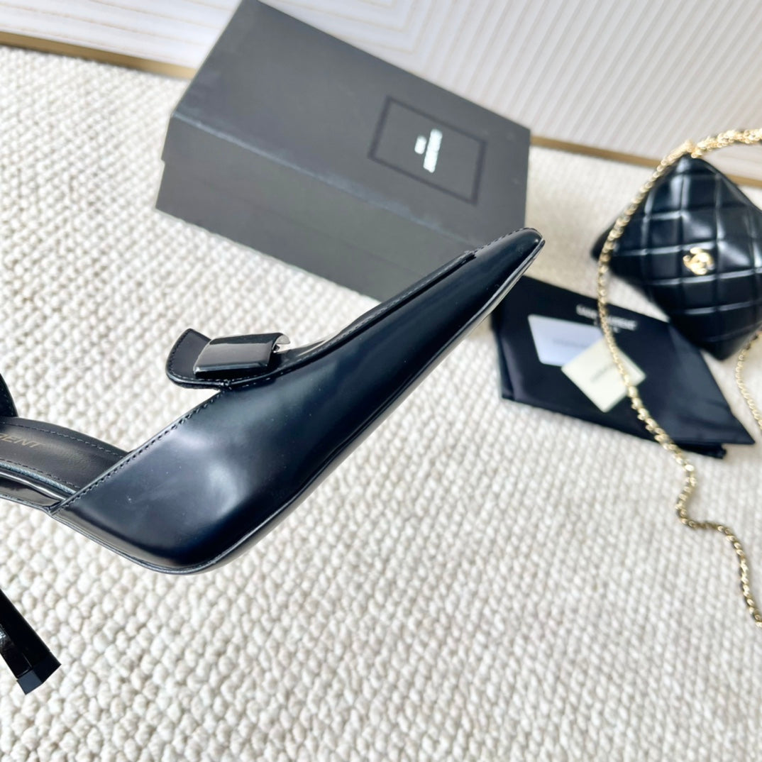 D'ORSAY PUMPS IN BLACK SMOOTH CALFSKIN