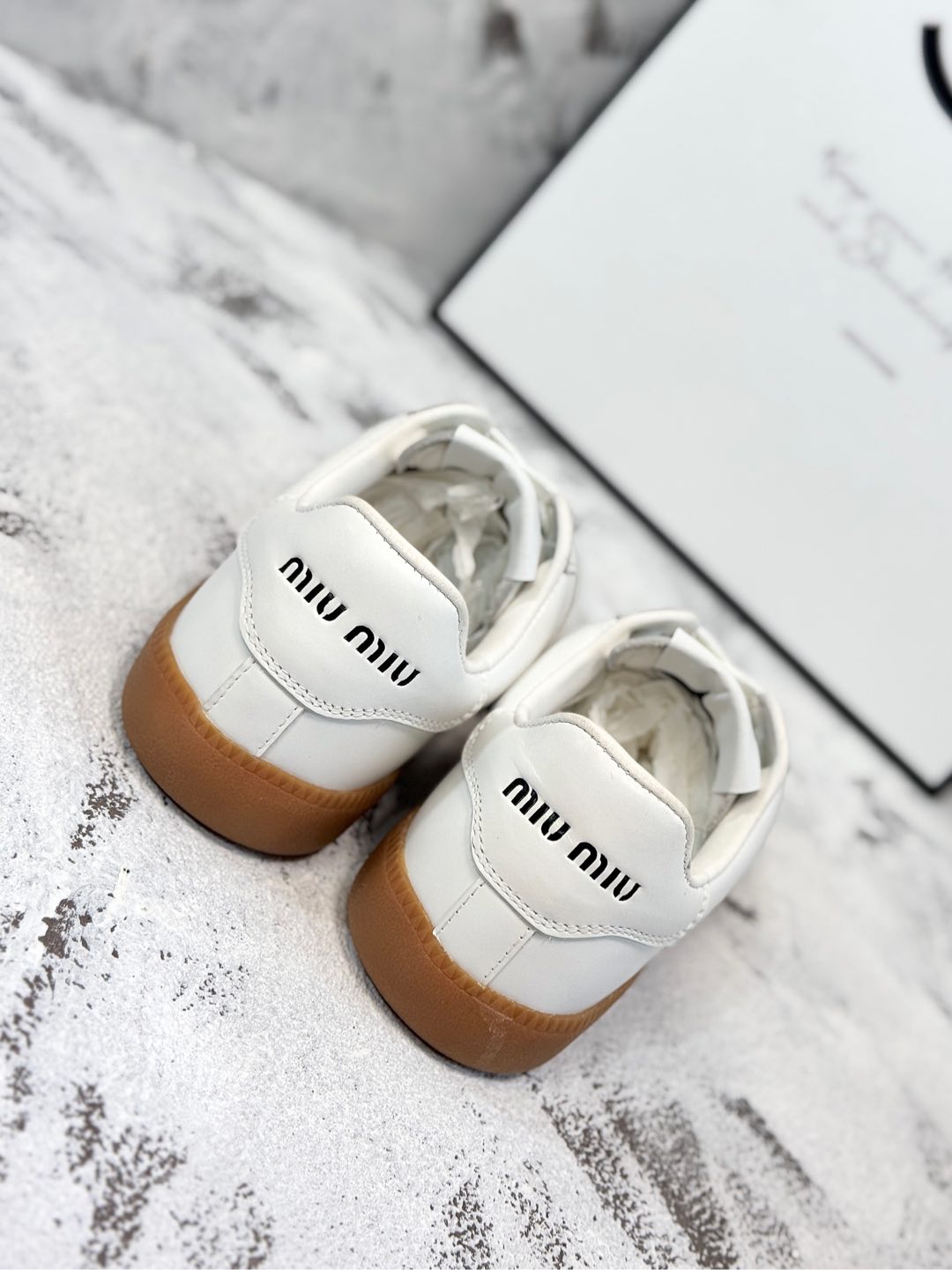 RETRO SNEAKERS IN WHITE SMOOTH LAMBSKIN