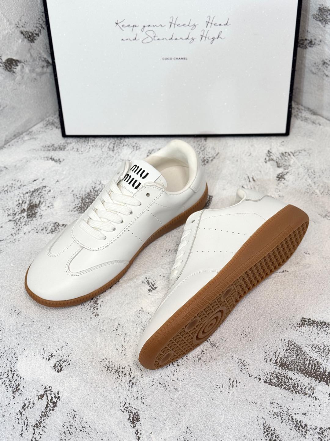 RETRO SNEAKERS IN WHITE SMOOTH LAMBSKIN