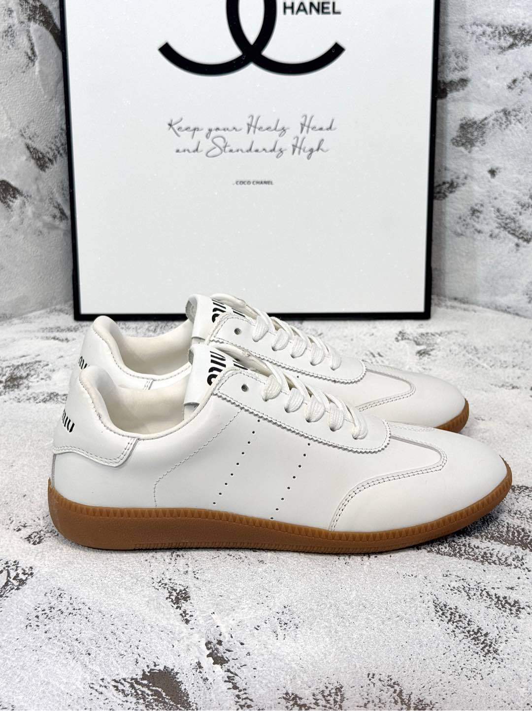 RETRO SNEAKERS IN WHITE SMOOTH LAMBSKIN