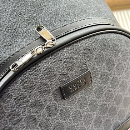 BACKPACK 44 IN GRAY MONOGRAM CANVAS AND BLACK LEATHER TRIM