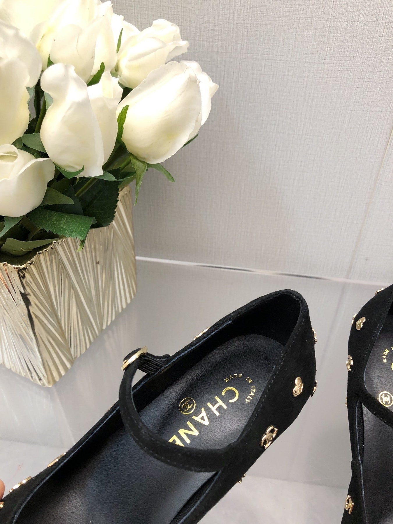 MARY JANE BLACK SUEDE AND LAMBSKIN ATTACH METAL