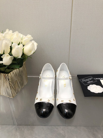 MARY JANE WHITE MIX BLACK LAMBSKIN ATTACH METAL