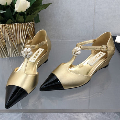 CAMELLIA CAP JANE SANDALS IN GOLD MIX BLACK LAMBSKIN