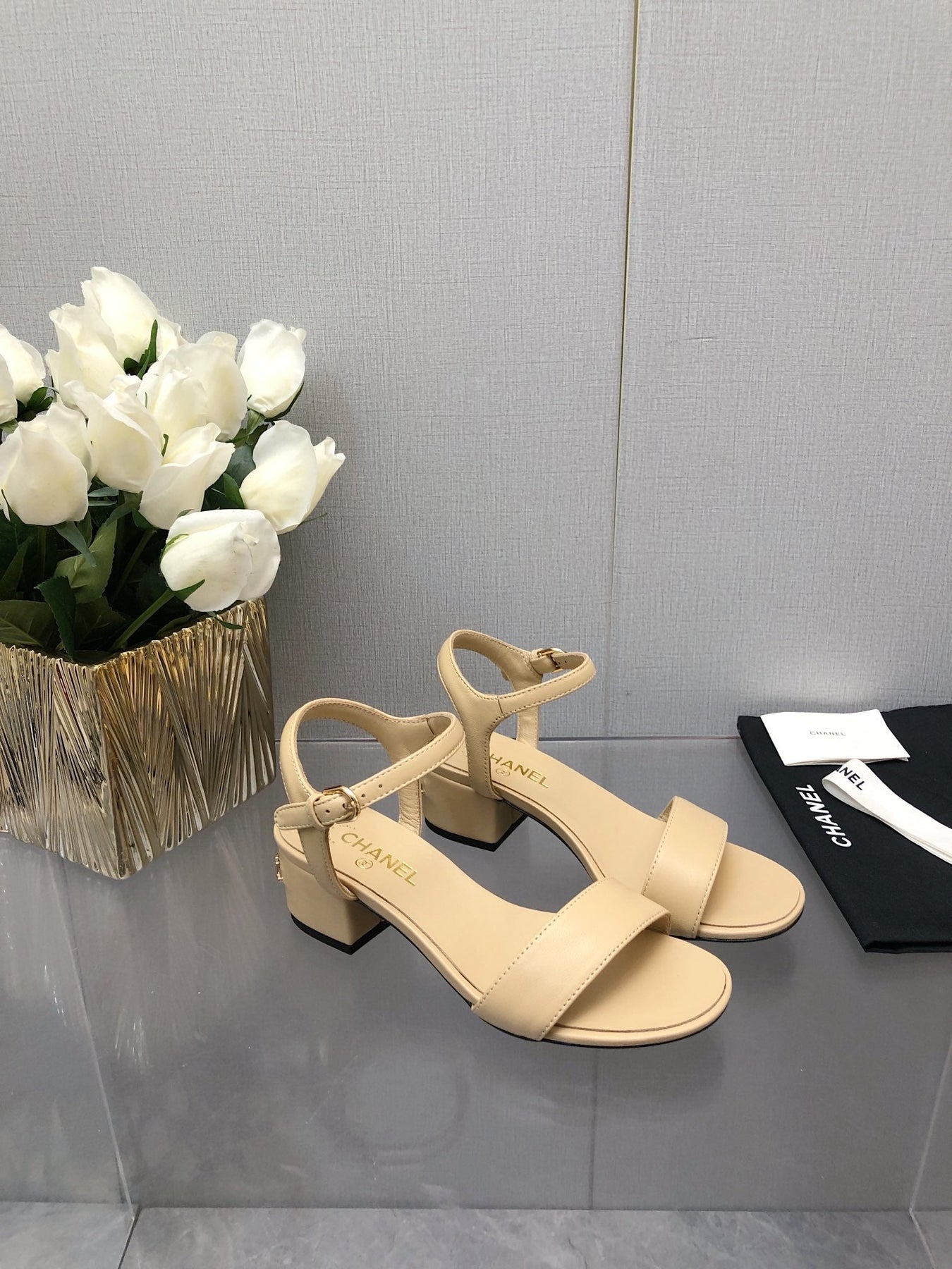 BLOCK HEEL 5 CM SANDAL IN SAND BROWN LAMBSKIN