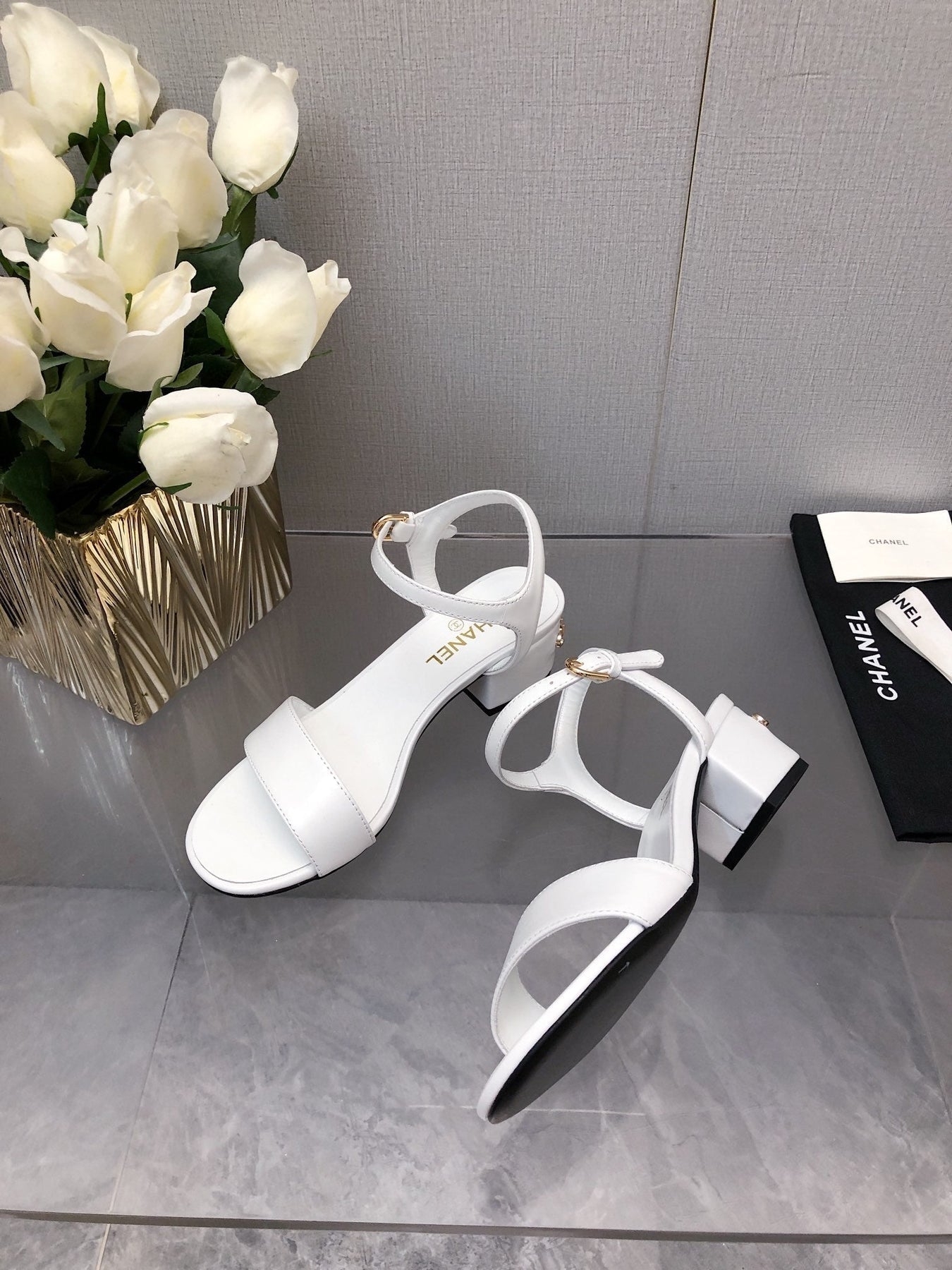 BLOCK HEEL 5 CM SANDAL IN WHITE LAMBSKIN
