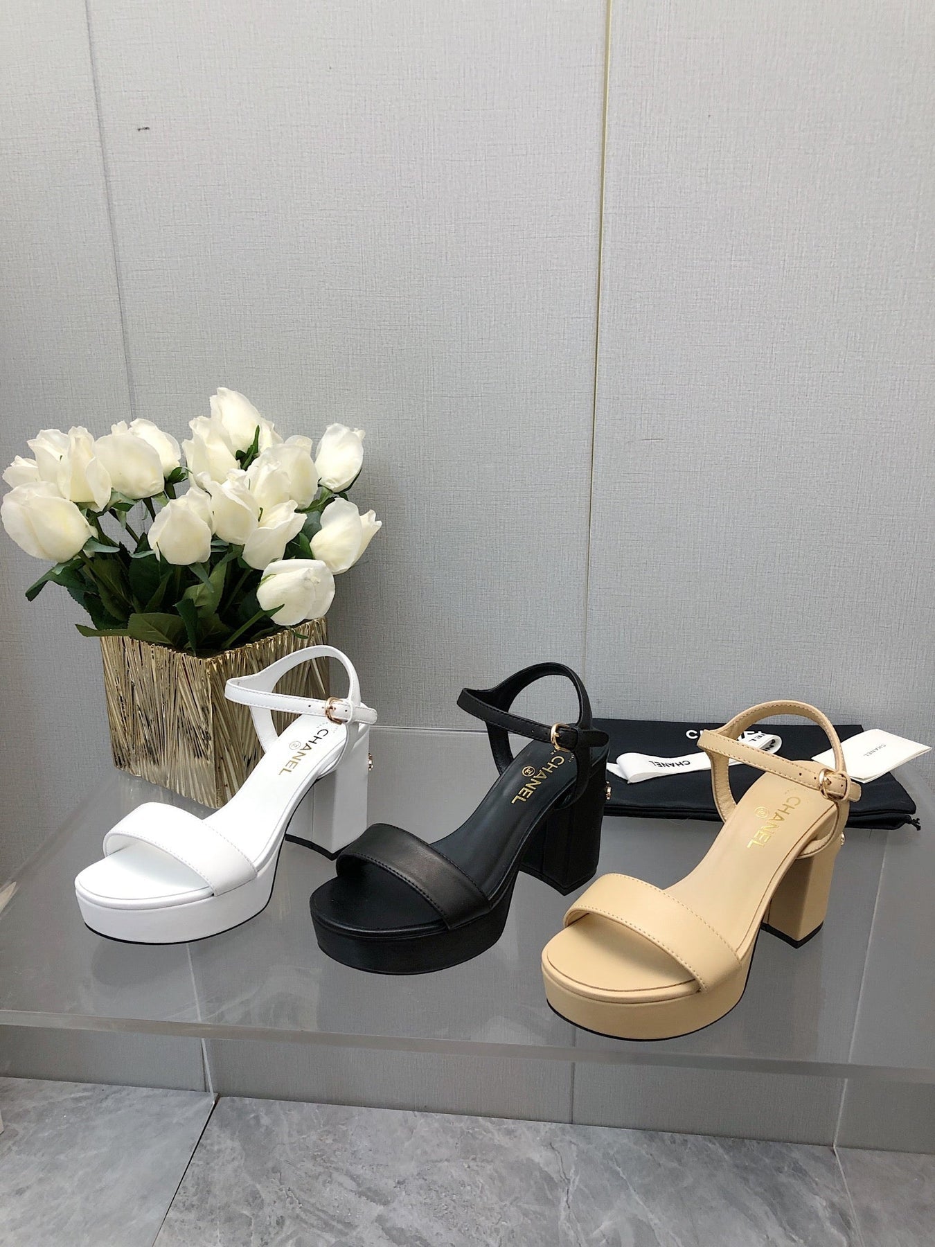 BLOCK HEEL 9 CM SANDAL IN BLACK LAMBSKIN