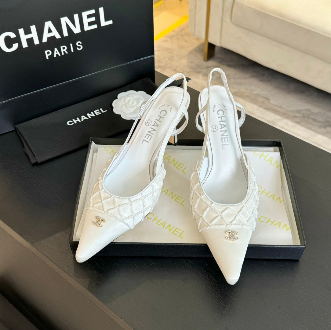POINTED SLINGBACK MID HEELS WHITE LAMBSKIN